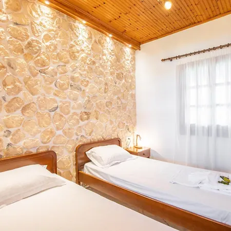 Yiannitsis - Sunset By The Sea, Acharavi * Acharavi (Corfu)